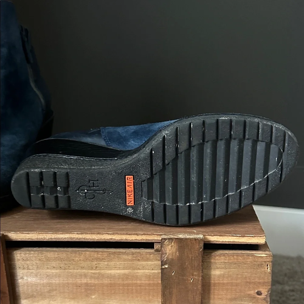 Cole Haan x Nike Air collab Navy Suede and Leather Wedge Boots Sz 9 waterproof